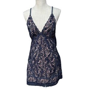 TJD‎ V-Neck Lace Mini Cocktail Dress in Navy Blue Size: S